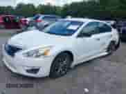 2015 Nissan Altima S z VIN 1N4AL3AP8FN922428, wystawiony jako IAAI lot #43119070 z przebiegiem 129 846 mil mil oraz . Historia ofert i sprzedaży dostępna na DreamBid. Obrazek 17.