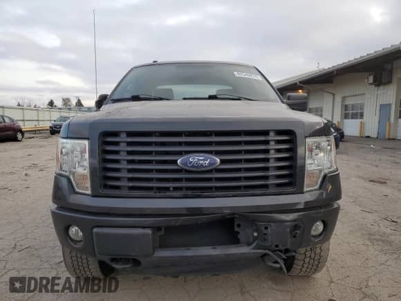 2014 Ford F-150 XL с VIN 1FTFX1EF5EFD14384, выставлен на аукционе Copart как лот 82540874 с пробегом 139 730 миль миль и На запчасти • Non repairable. История ставок и продаж доступна на DreamBid. Изображение 5.