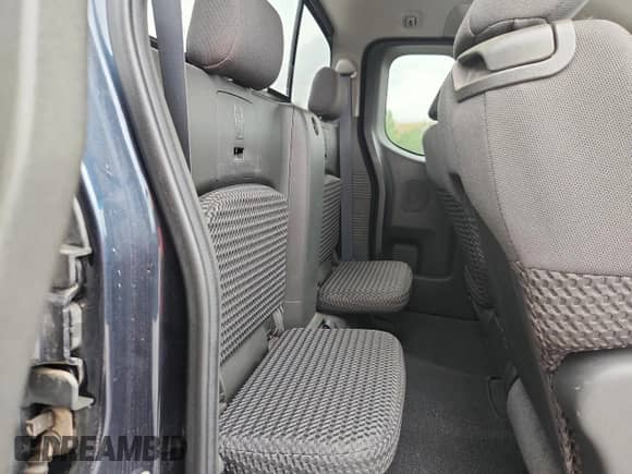 2014 Nissan Frontier SV с VIN 1N6AD0CW9EN766177, выставлен на аукционе Copart как лот 70475775 с пробегом 71 533 миль миль и Списание • Salvage title. История ставок и продаж доступна на DreamBid. Изображение 10.