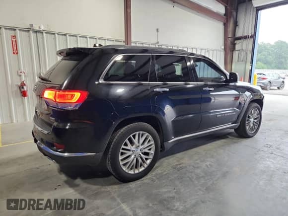 2017 Jeep Grand Cherokee Summit with VIN 1C4RJFJT6HC755180, listed as a Copart auction lot 67635415 with 230,002 mi miles and Clean title. Bid and sale history available at DreamBid. Image 3.