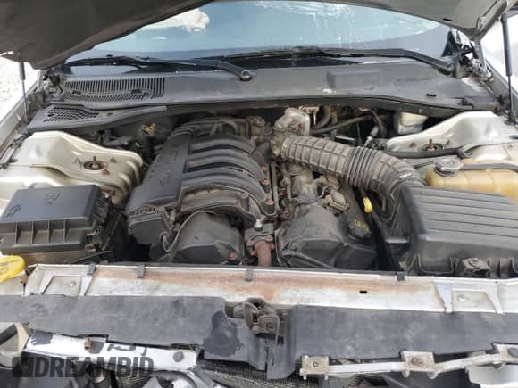 2005 Dodge Magnum SE with VIN 2D4FV48T05H554789, listed as a Copart auction lot 64587625 with Not provided miles and Salvage title. Bid and sale history available at DreamBid. Image 12.