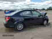 2018 Chevrolet Sonic LT с VIN 1G1JD5SB1J4120381, выставлен на аукционе Copart как лот 70297745 с пробегом 62 168 миль миль и Списание • Salvage title. История ставок и продаж доступна на DreamBid. Изображение 3.