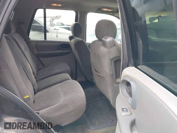 2004 Chevrolet TrailBlazer LS с VIN 1GNDS13SX42138869, выставлен на аукционе IAAI как лот 42997805 с пробегом 159 505 миль миль и . История ставок и продаж доступна на DreamBid. Изображение 8.