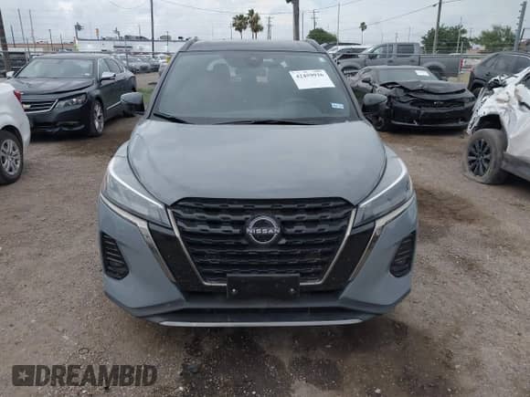 2024 Nissan Kicks SR с VIN 3N1CP5DVXRL555939, выставлен на аукционе IAAI как лот 42459926 с пробегом 11 054 миль миль и . История ставок и продаж доступна на DreamBid. Изображение 6.