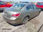 2009 Honda Accord EX z VIN 1HGCP36769A004934, wystawiony jako IAAI lot #43211664 z przebiegiem 137 364 mil mil oraz . Historia ofert i sprzedaży dostępna na DreamBid. Obrazek 4.