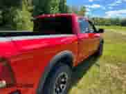 2017 Ram 1500 Rebel z VIN 1C6RR7YT3HS795329, wystawiony jako Copart lot #66280055 z przebiegiem 77 782 mil mil oraz Czysty tytuł • Clean title. Historia ofert i sprzedaży dostępna na DreamBid. Obrazek 4.