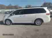 2014 Toyota Sienna XLE с VIN 5TDYK3DC3ES491381, выставлен на аукционе IAAI как лот 41803362 с пробегом 253 940 миль миль и . История ставок и продаж доступна на DreamBid. Изображение 14.