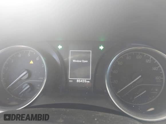 2020 Toyota Camry LE z VIN 4T1C11AKXLU363530, wystawiony jako IAAI lot #41670307 z przebiegiem 86 459 mil mil oraz . Historia ofert i sprzedaży dostępna na DreamBid. Obrazek 7.