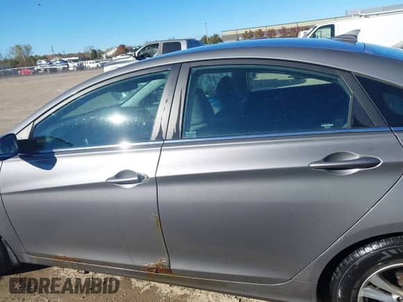 2013 Hyundai Sonata GLS with VIN 5NPEB4AC9DH807285, listed as a IAAI auction lot 43434603 with 138,364 mi miles and . Bid and sale history available at DreamBid. Image 15.