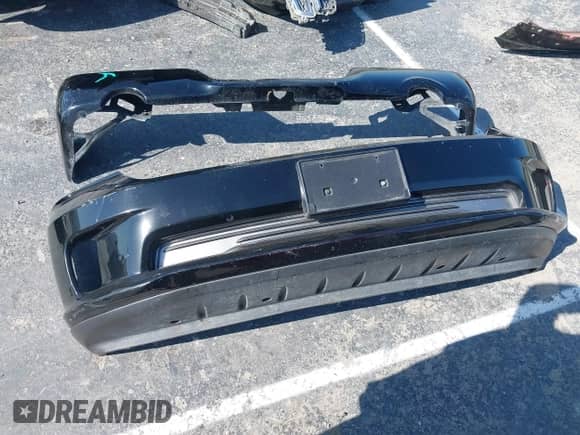 2014 Ram 1500 Express z VIN 3C6JR6AT5EG305140, wystawiony jako IAAI lot #42444478 z przebiegiem 140 072 mil mil oraz . Historia ofert i sprzedaży dostępna na DreamBid. Obrazek 12.