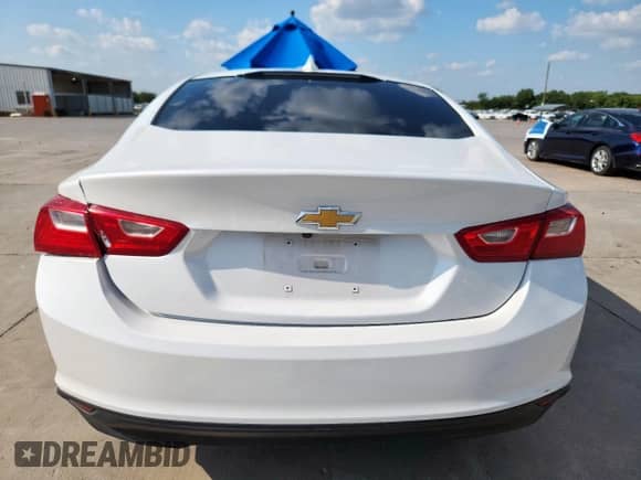2018 Chevrolet Malibu LT with VIN 1G1ZD5ST8JF185972, listed as a Copart auction lot 67850235 with 130,948 mi miles and Salvage title. Bid and sale history available at DreamBid. Image 6.