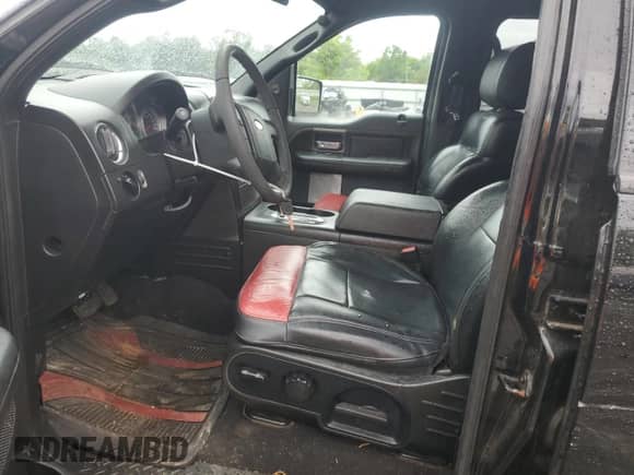 2004 Ford F-150 XLT z VIN 1FTPW14584FA00968, wystawiony jako Copart lot #56593305 z przebiegiem Nie podano mil oraz Szkoda całkowita • Salvage title. Historia ofert i sprzedaży dostępna na DreamBid. Obrazek 7.