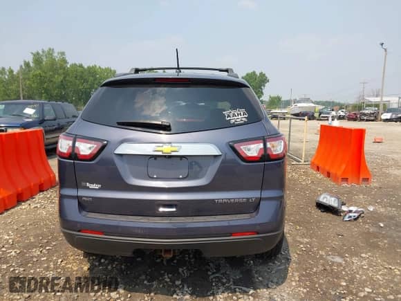 2014 Chevrolet Traverse LT с VIN 1GNKVHKD5EJ300876, выставлен на аукционе IAAI как лот 42862522 с пробегом 188 364 миль миль и . История ставок и продаж доступна на DreamBid. Изображение 17.