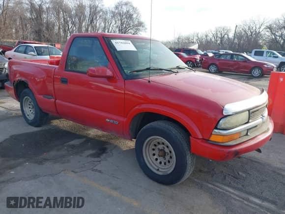 2003 Chevrolet S-10 LS с VIN 1GCCS14X138165310, выставлен на аукционе IAAI как лот 41702094 с пробегом 153 162 миль миль и . История ставок и продаж доступна на DreamBid. Изображение 1.