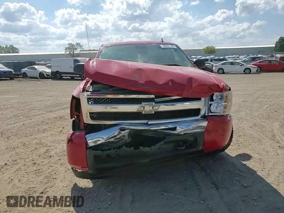 2011 Chevrolet Silverado 1500 LS z VIN 3GCPKREA8BG303282, wystawiony jako Copart lot #80691185 z przebiegiem 116 724 mil mil oraz Czysty tytuł • Clean title. Historia ofert i sprzedaży dostępna na DreamBid. Obrazek 14.