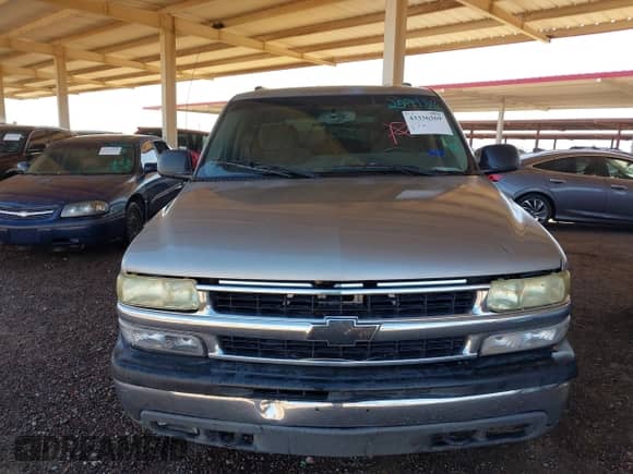 2003 Chevrolet Tahoe Z71 with VIN 1GNEK13Z63R259938, listed as a IAAI auction lot 43336369 with 268,688 mi miles and . Bid and sale history available at DreamBid. Image 6.