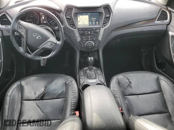 2017 Hyundai Santa Fe Ultimate с VIN 5XYZW4LA6HG408333, выставлен на аукционе Copart как лот 66235165 с пробегом 114 684 миль миль и Списание • Salvage title. История ставок и продаж доступна на DreamBid. Изображение 8.