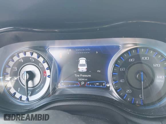 2023 Chrysler 300 S z VIN 2C3CCABG2PH514110, wystawiony jako IAAI lot #42981123 z przebiegiem 54 244 mil mil oraz . Historia ofert i sprzedaży dostępna na DreamBid. Obrazek 7.