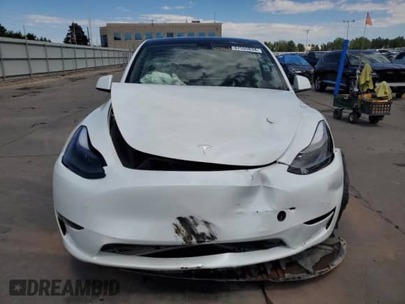 2023 Tesla Model Y Long Range with VIN 7SAYGAEE5PF592387, listed as a Copart auction lot 67555634 with 30,078 mi miles and Salvage title. Bid and sale history available at DreamBid. Image 5.