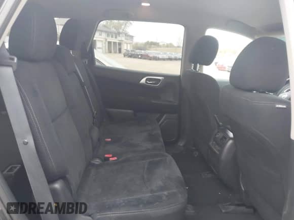 2014 Nissan Pathfinder SL with VIN 5N1AR2MM2EC699197, listed as a IAAI auction lot 43528438 with 146,340 mi miles and . Bid and sale history available at DreamBid. Image 8.