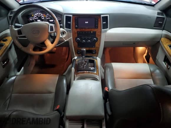 2010 Jeep Grand Cherokee Limited z VIN 1J4RR5GT0AC141655, wystawiony jako Copart lot #82064815 z przebiegiem 169 786 mil mil oraz Czysty tytuł • Clean title. Historia ofert i sprzedaży dostępna na DreamBid. Obrazek 8.