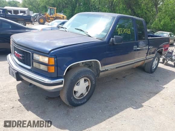 1998 GMC Sierra 1500 с VIN 2GTEK19R4W1539726, выставлен на аукционе IAAI как лот 42270268 с пробегом 128 996 миль миль и . История ставок и продаж доступна на DreamBid. Изображение 2.
