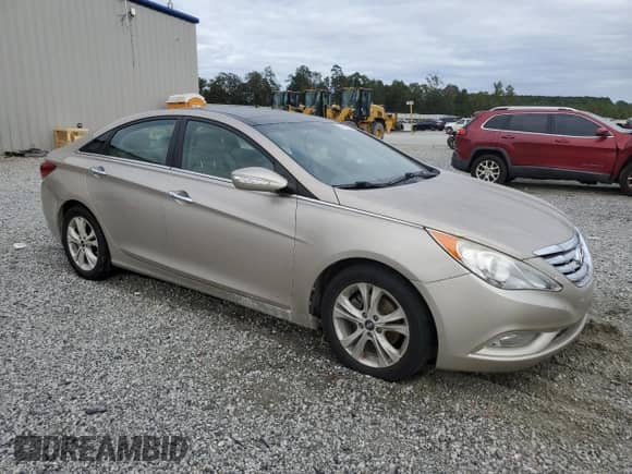 2012 Hyundai Sonata SE z VIN 5NPEC4AC8CH320400, wystawiony jako Copart lot #81607755 z przebiegiem 121 655 mil mil oraz Szkoda całkowita • Salvage title. Historia ofert i sprzedaży dostępna na DreamBid. Obrazek 4.