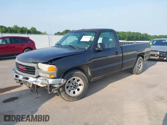 2005 GMC Sierra 1500 Work Truck z VIN 1GTEC14X05Z190508, wystawiony jako IAAI lot #42404098 z przebiegiem 169 043 mil mil oraz . Historia ofert i sprzedaży dostępna na DreamBid. Obrazek 17.