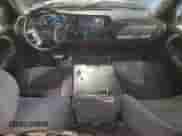 2007 GMC Sierra 1500 Work Truck z VIN 2GTEK13M171514961, wystawiony jako Copart lot #84169374 z przebiegiem 283 780 mil mil oraz Szkoda całkowita • Salvage title. Historia ofert i sprzedaży dostępna na DreamBid. Obrazek 8.
