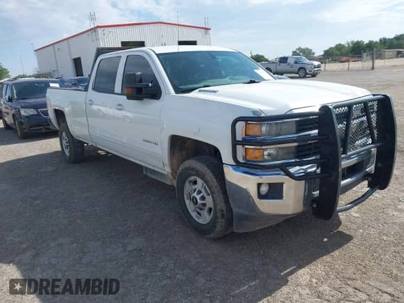 2015 Chevrolet Silverado 2500HD LT с VIN 1GC1KVE83FF551474, выставлен на аукционе IAAI как лот 42671442 с пробегом 125 685 миль миль и . История ставок и продаж доступна на DreamBid. Изображение 1.