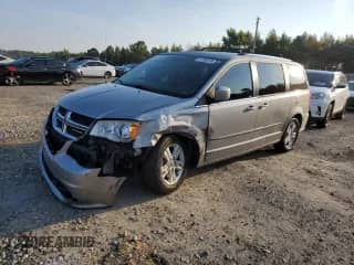 2013 Dodge Grand Caravan Crew with VIN 2C4RDGDG6DR683717, listed as a Copart auction lot 81146715 with 148,334 mi miles and Clean title. Bid and sale history available at DreamBid. Image 1.