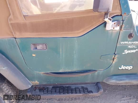 1997 Jeep Wrangler Sport с VIN 1J4FY19S3VP547673, выставлен на аукционе IAAI как лот 43393588 с пробегом 173 065 миль миль и . История ставок и продаж доступна на DreamBid. Изображение 14.