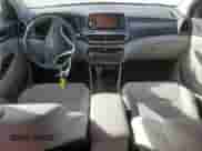 2020 Hyundai Tucson SE z VIN KM8J23A44LU102556, wystawiony jako Copart lot #51267495 z przebiegiem 30 598 mil mil oraz Szkoda całkowita • Salvage title. Historia ofert i sprzedaży dostępna na DreamBid. Obrazek 8.