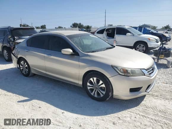 2014 Honda Accord LX с VIN 1HGCR2F31EA073557, выставлен на аукционе Copart как лот 89596685 с пробегом 145 201 миль миль и Списание • Salvage title. История ставок и продаж доступна на DreamBid. Изображение 4.
