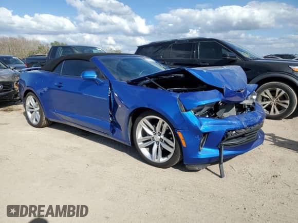 2017 Chevrolet Camaro 1LT z VIN 1G1FB3DX8H0114023, wystawiony jako Copart lot #39380503 z przebiegiem 71 456 mil mil oraz . Historia ofert i sprzedaży dostępna na DreamBid. Obrazek 4.