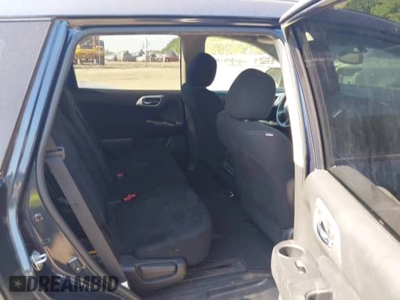 2016 Nissan Pathfinder Platinum with VIN 5N1AR2MM5GC602884, listed as a IAAI auction lot 42858173 with 170,888 mi miles and . Bid and sale history available at DreamBid. Image 8.