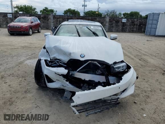 2023 BMW 3 Series 330i z VIN 3MW69FF0XP8D11071, wystawiony jako Copart lot #80536015 z przebiegiem 10 129 mil mil oraz Nie do naprawy • Non repairable. Historia ofert i sprzedaży dostępna na DreamBid. Obrazek 5.