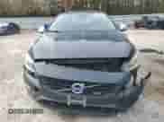 2015 Volvo S60 с VIN YV1902TP6F1362732, выставлен на аукционе Copart как лот 82718494 с пробегом 110 724 миль миль и Списание • Salvage title. История ставок и продаж доступна на DreamBid. Изображение 5.