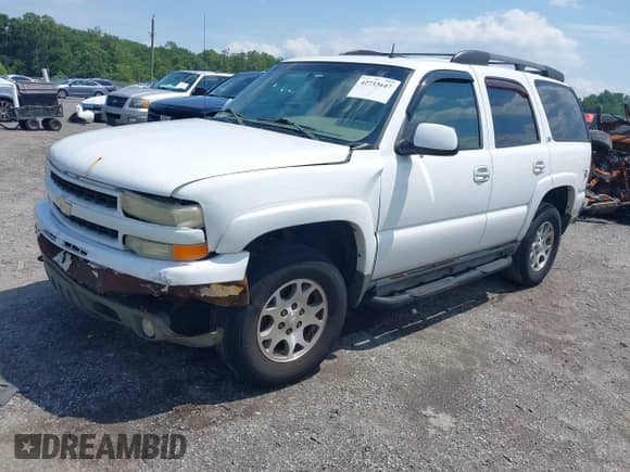 2002 Chevrolet Tahoe Z71 с VIN 1GNEK13Z22R226546, выставлен на аукционе IAAI как лот 42733647 с пробегом 190 114 миль миль и . История ставок и продаж доступна на DreamBid. Изображение 2.