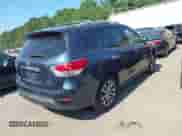 2016 Nissan Pathfinder Platinum with VIN 5N1AR2MM5GC602884, listed as a IAAI auction lot 42858173 with 170,888 mi miles and . Bid and sale history available at DreamBid. Image 4.