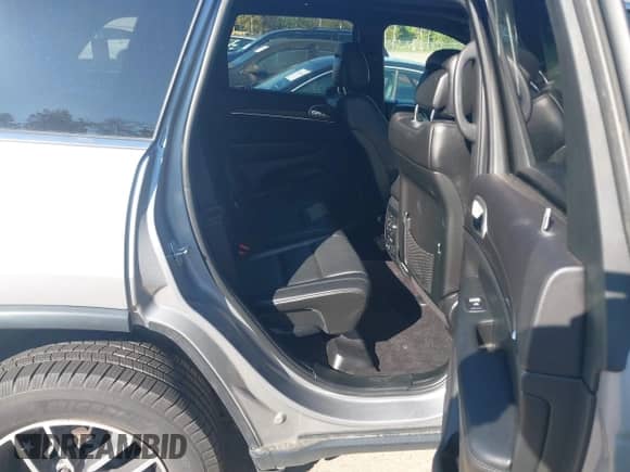 2018 Jeep Grand Cherokee Sterling с VIN 1C4RJFBG1JC373565, выставлен на аукционе IAAI как лот 43195683 с пробегом 103 763 миль миль и . История ставок и продаж доступна на DreamBid. Изображение 8.