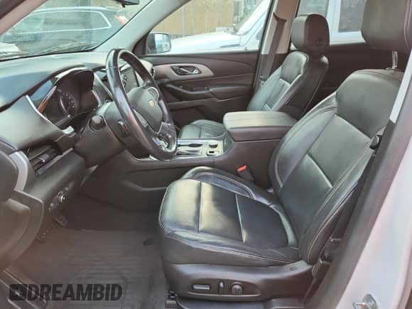 2020 Chevrolet Traverse LT с VIN 1GNEVHKW1LJ168601, выставлен на аукционе Copart как лот 67742045 с пробегом 42 534 миль миль и Списание • Salvage title. История ставок и продаж доступна на DreamBid. Изображение 7.