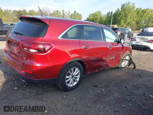 2019 Kia Sorento LX с VIN 5XYPG4A38KG471580, выставлен на аукционе IAAI как лот 43092491 с пробегом 45 212 миль миль и . История ставок и продаж доступна на DreamBid. Изображение 4.