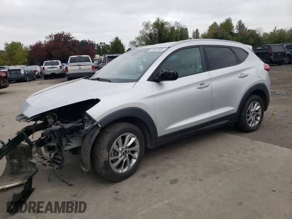 2016 Hyundai Tucson SE with VIN KM8J33A48GU137961, listed as a Copart auction lot 72067405 with 106,154 mi miles and Salvage title. Bid and sale history available at DreamBid. Image 1.