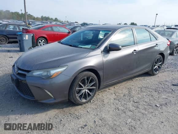 2015 Toyota Camry SE z VIN 4T1BF1FK7FU901563, wystawiony jako IAAI lot #43286253 z przebiegiem 172 409 mil mil oraz . Historia ofert i sprzedaży dostępna na DreamBid. Obrazek 17.