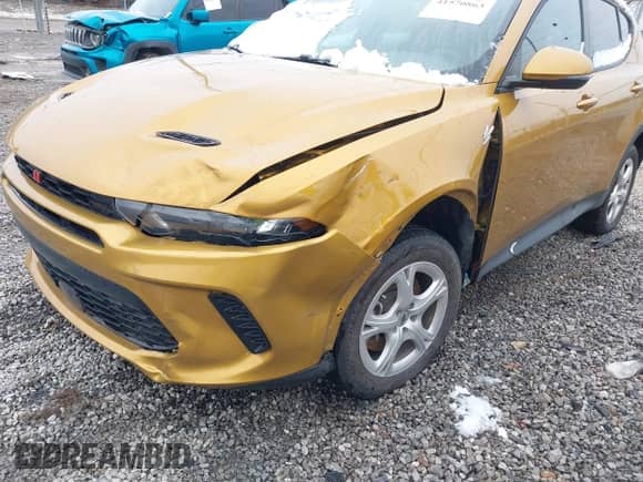 2024 Dodge Hornet GT with VIN ZACNDFAN4R3A13064, listed as a IAAI auction lot 41570863 with 34,558 mi miles and . Bid and sale history available at DreamBid. Image 6.