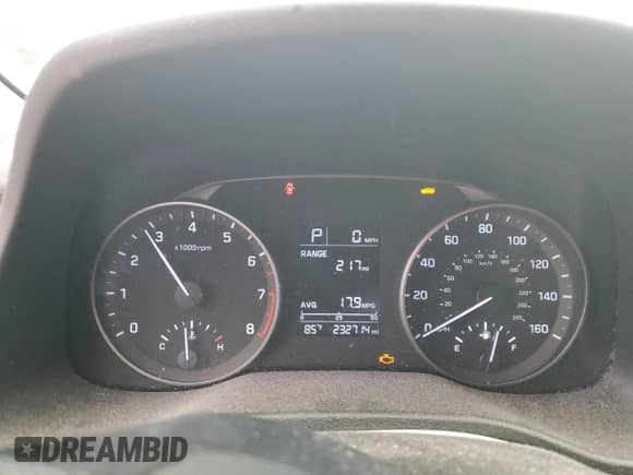 2018 Hyundai Elantra SE z VIN 5NPD74LF9JH276427, wystawiony jako Copart lot #86780125 z przebiegiem 232 714 mil mil oraz Szkoda całkowita • Salvage title. Historia ofert i sprzedaży dostępna na DreamBid. Obrazek 9.