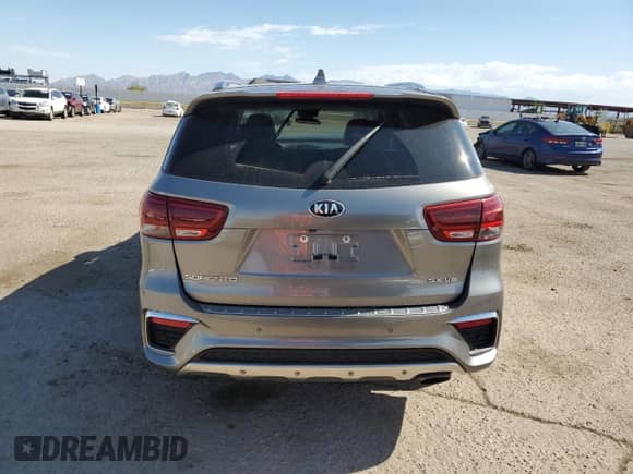 2019 Kia Sorento SX with VIN 5XYPK4A54KG439578, listed as a Copart auction lot 63824345 with 103,714 mi miles and Salvage title. Bid and sale history available at DreamBid. Image 6.