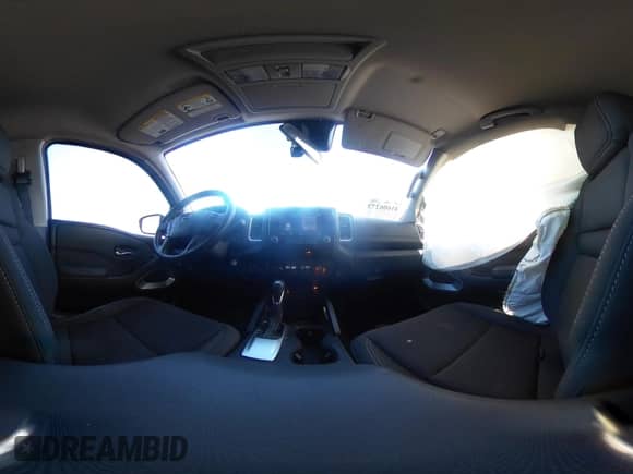 2022 Nissan Frontier SV z VIN 1N6ED1EK2NN606000, wystawiony jako IAAI lot #41606273 z przebiegiem 63 864 mil mil oraz . Historia ofert i sprzedaży dostępna na DreamBid. Obrazek 17.