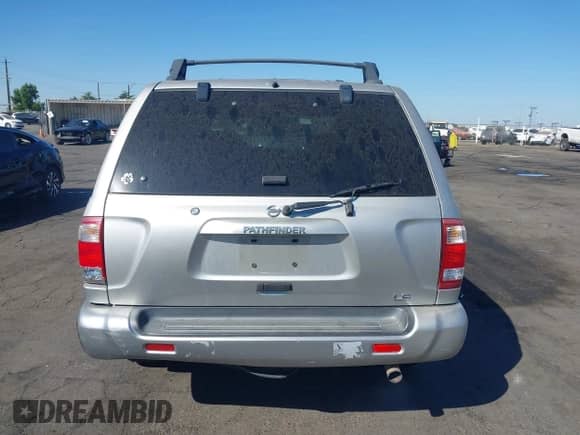2002 Nissan Pathfinder SE with VIN JN8DR09Y72W733098, listed as a IAAI auction lot 43239221 with 236,085 mi miles and . Bid and sale history available at DreamBid. Image 16.